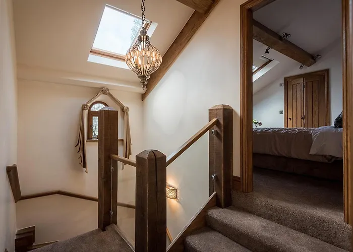 Cedar Barn - Uk33352 * Брадфорд